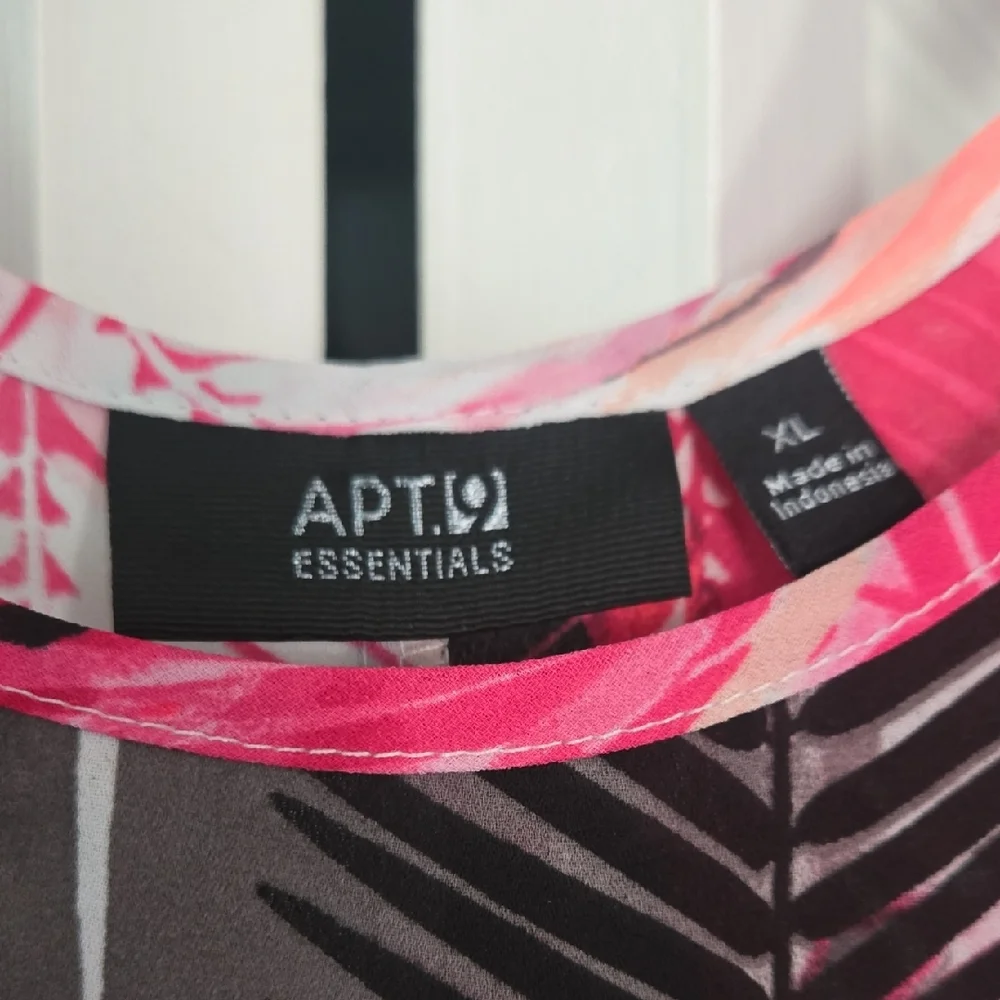 Apt. 9 Pink and Black Patterned Camisole - Picture 2 of 4